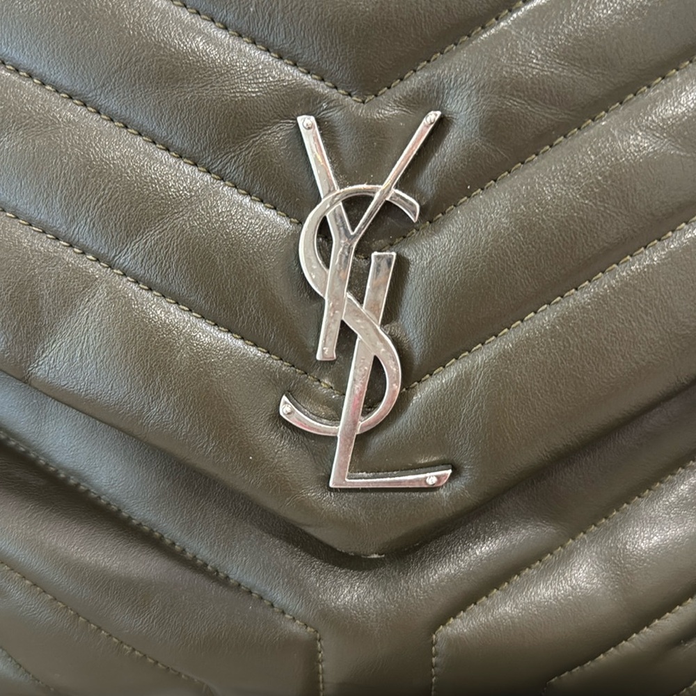 Yves Saint Laurent Loulou in green colour - Picture 2 of 7